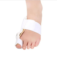 Adjustable medical grade hook and loop velcro straps profile on the bunion corrector brace