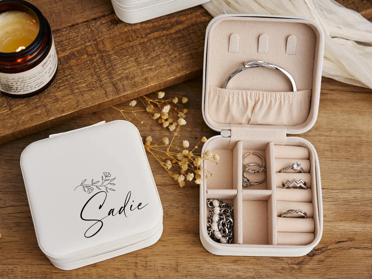 Personalized Travel Jewelry Box Custom Name Leather Case - Muveszi Pakistan (image 2)